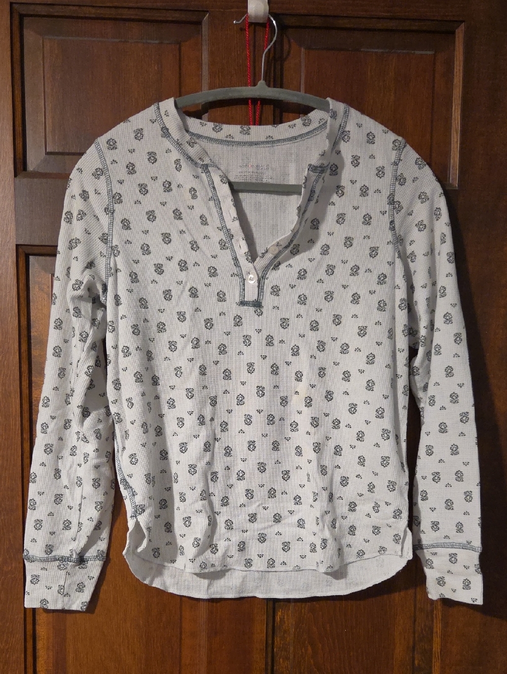 Cuddl Duds White Long-Sleeve Waffle Henley with Olive Green Floral Accents